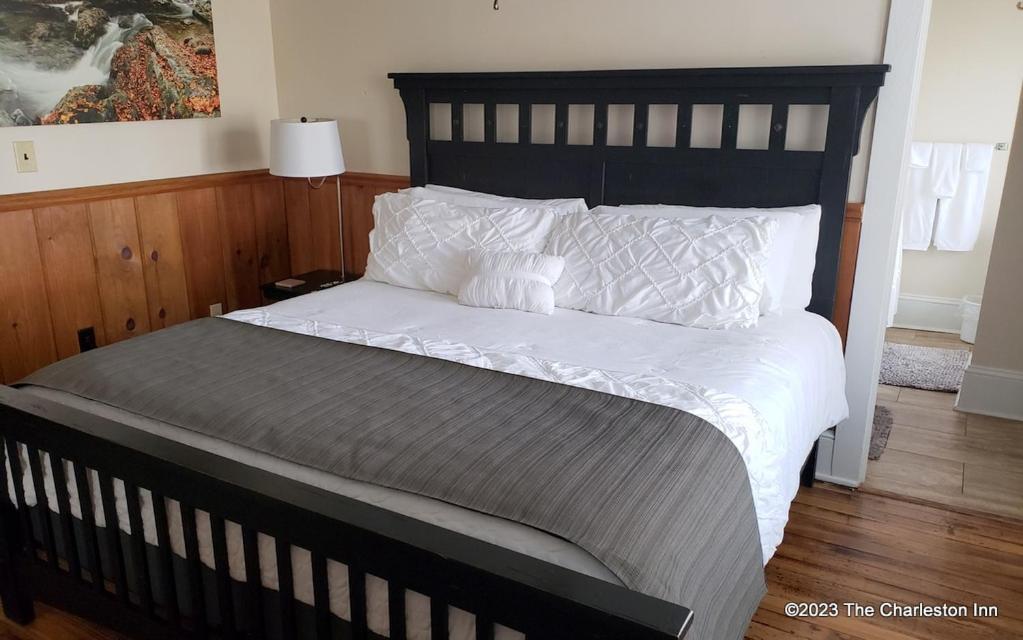 The Charleston Inn Hendersonville Nc Dış mekan fotoğraf