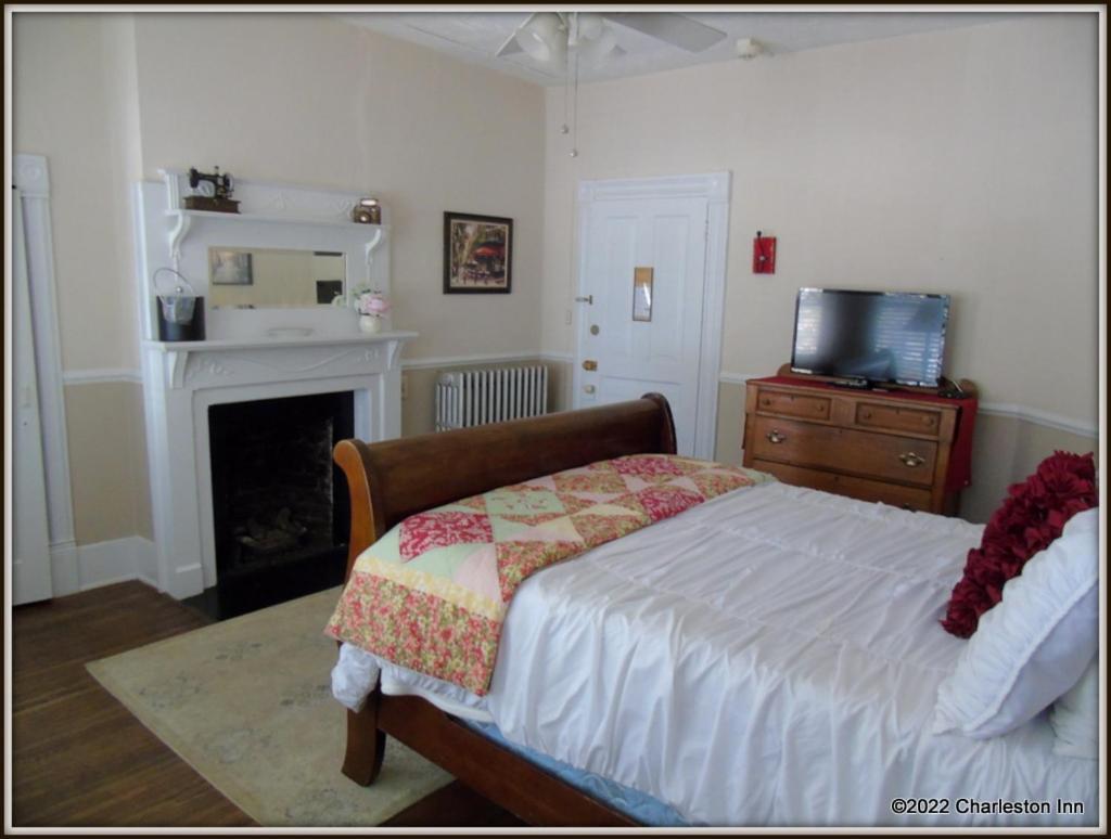 The Charleston Inn Hendersonville Nc Dış mekan fotoğraf